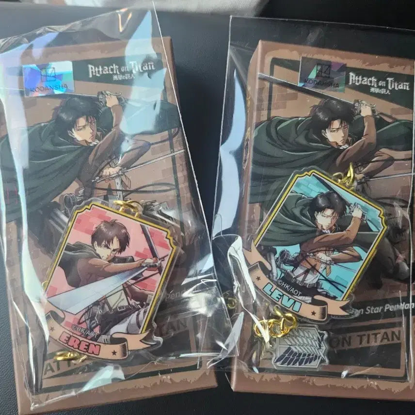 [BUNJANG] Attack on Titan Levi Eren Keyring Bundle Set / 진격의거인 리바이 에렌 키링 일괄