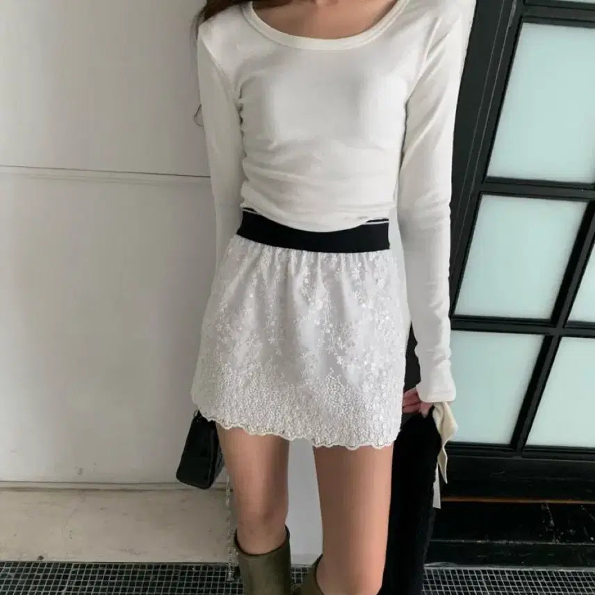 [BUNJANG] Poster Bijou Leaf Mini Skirt / 포스터 비즈 리프 미니스커트