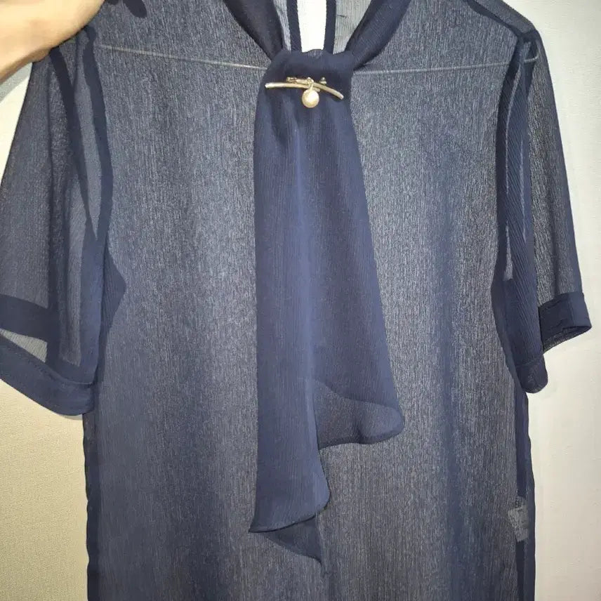 [BUNJANG] Styleonmi See-through Tie Blouse (Navy) / 스타일온미 시스루 타이 블라우스 (네이비)