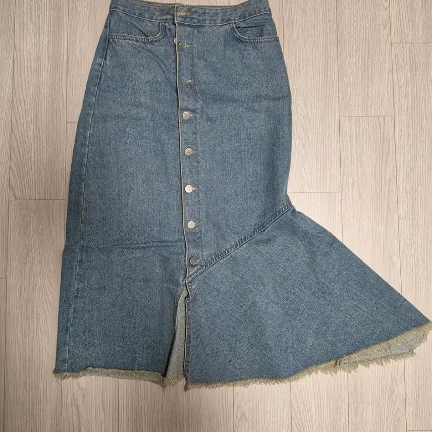 [BUNJANG] Asymmetric Denim Mermaid Long Skirt / 언발 데님 머메이드 롱 스커트