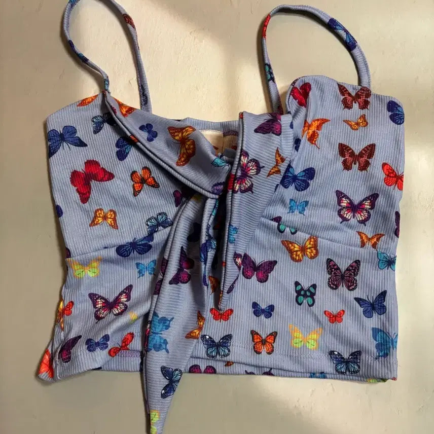 [BUNJANG] Butterfly Pattern Halter Top / 나비 패턴 끈나시 티셔츠