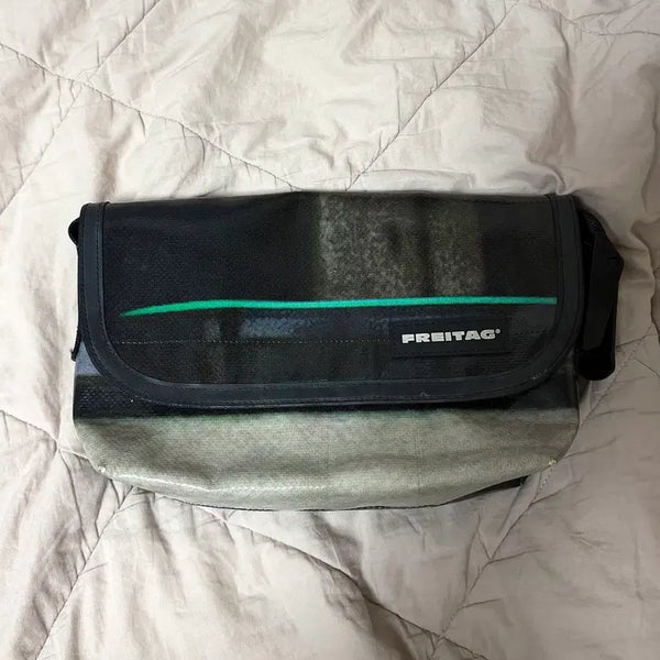 [BUNJANG] Freitag Hapao Transfer Bag / 프라이탁 하파오 전사