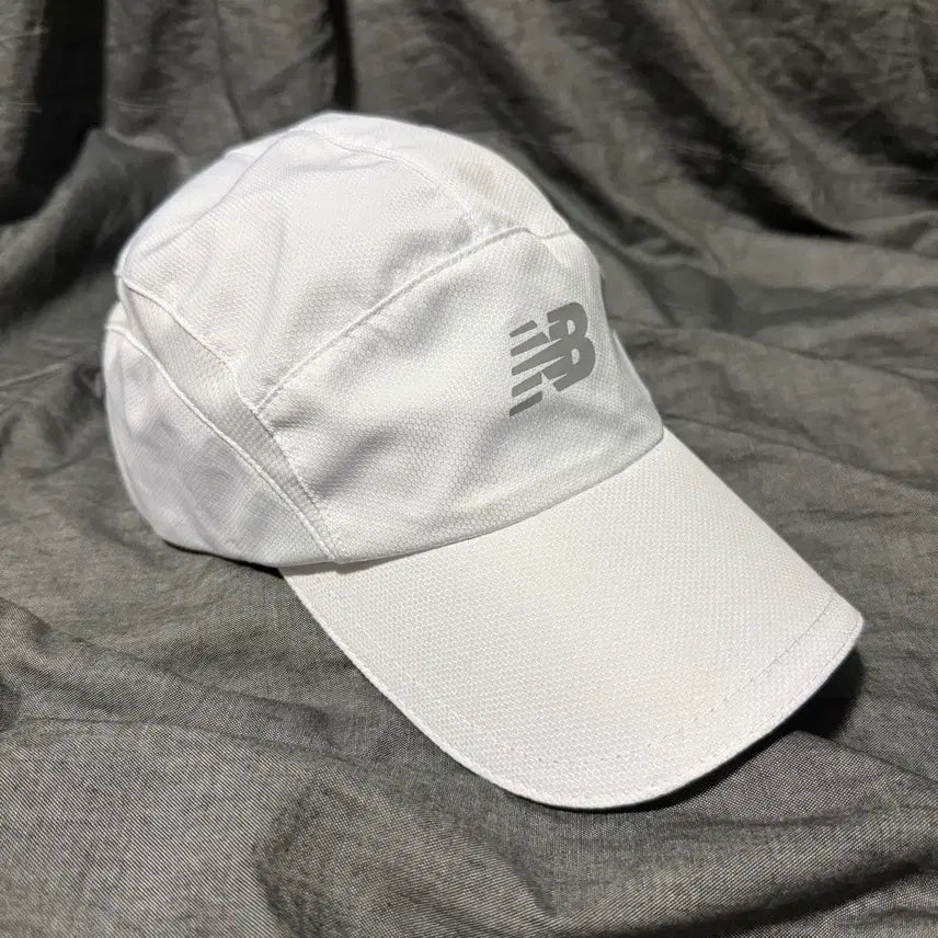 [BUNJANG] New Balance 5 Panel Performance Hat V3.0 OSFA / New Balance 5 Pannel Hat Sz OSFA