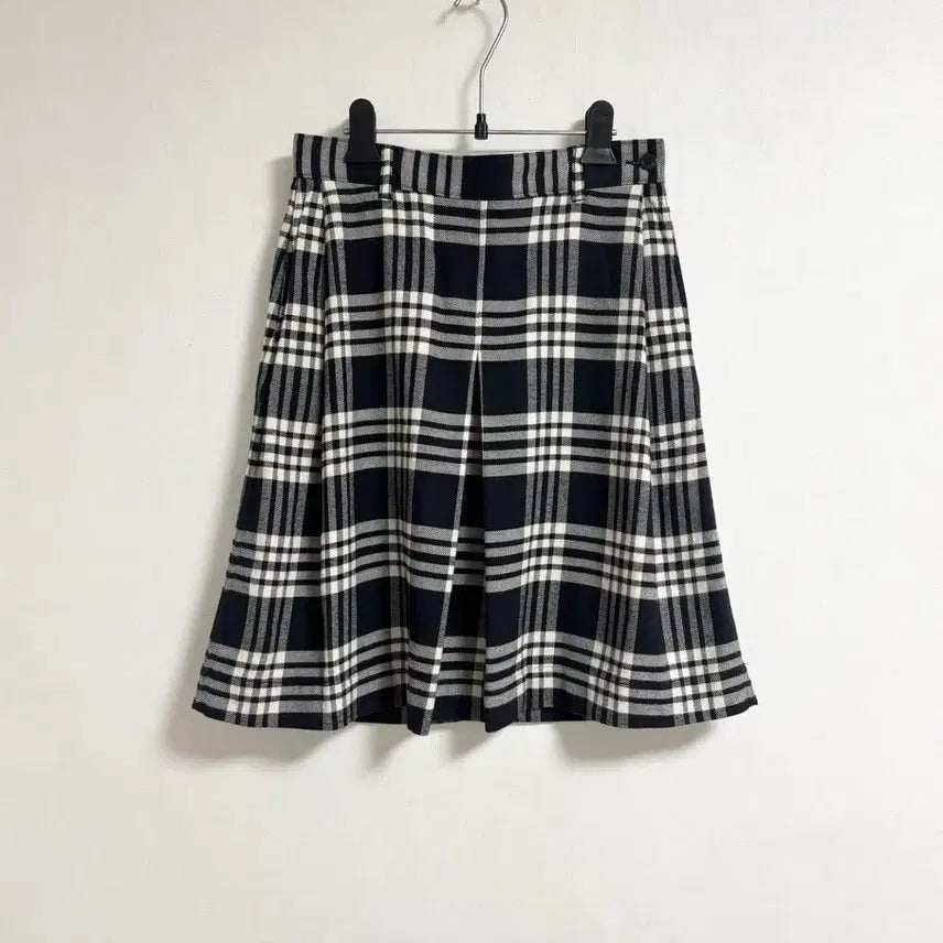 [BUNJANG] Margaret Howell Cotton Plaid Mini Skirt / 마가렛호웰 미니스커트
