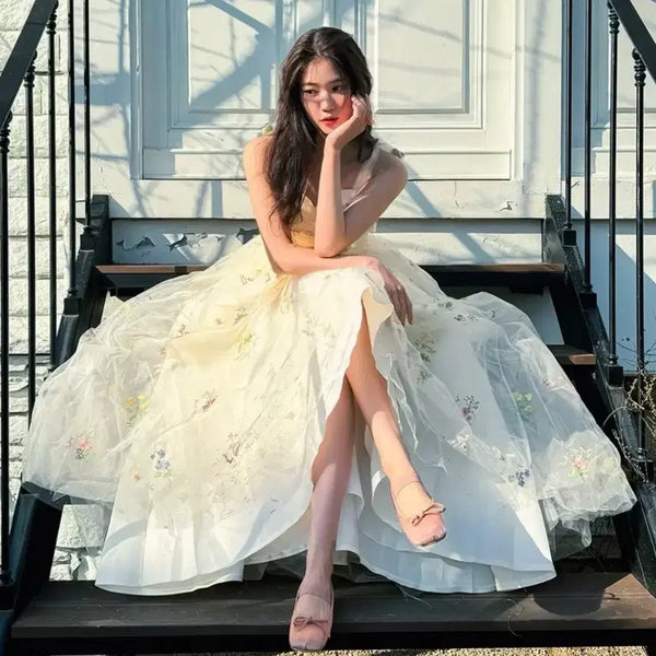 [BUNJANG] Baek Ye Rin Inspired White Lace Wedding Dress for Graduation Photos & Weddings / 졸업사진 컨셉/웨딩촬영 청순 백예린 드레스/웨딩 드레스