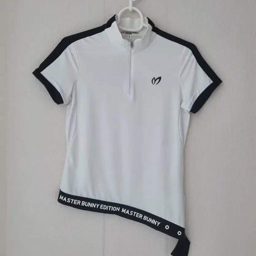 [BUNJANG] Master Bunny Edition Women's Performance Half-Zip T-Shirt / 마스터바니 에디션 골프 티셔츠