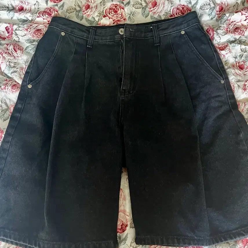 [BUNJANG] Bermuda Black Denim Pants / 버뮤다 흑청바지 새상품