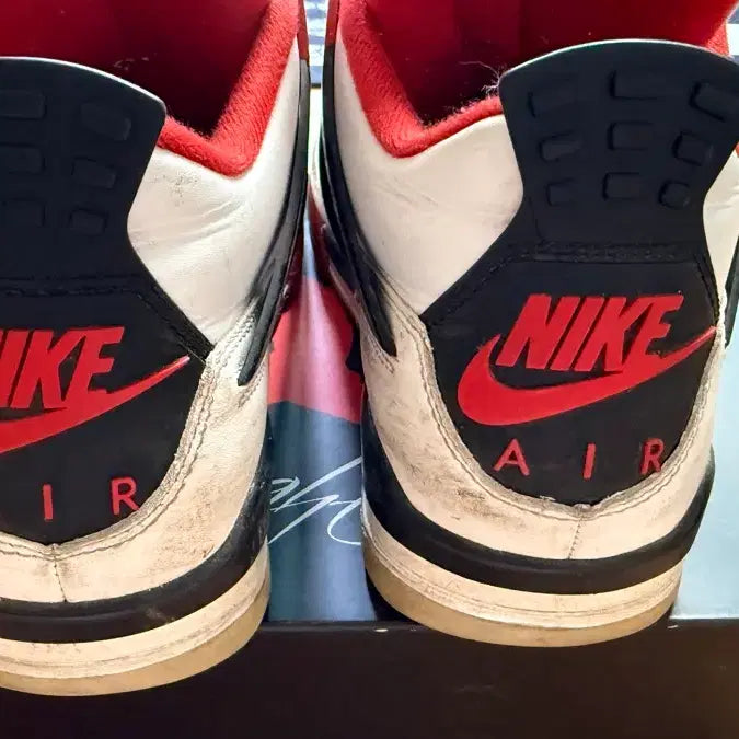 [BUNJANG] Air Jordan 4 "Fire Red" (2020) Men's / 에어조던4 파이어레드