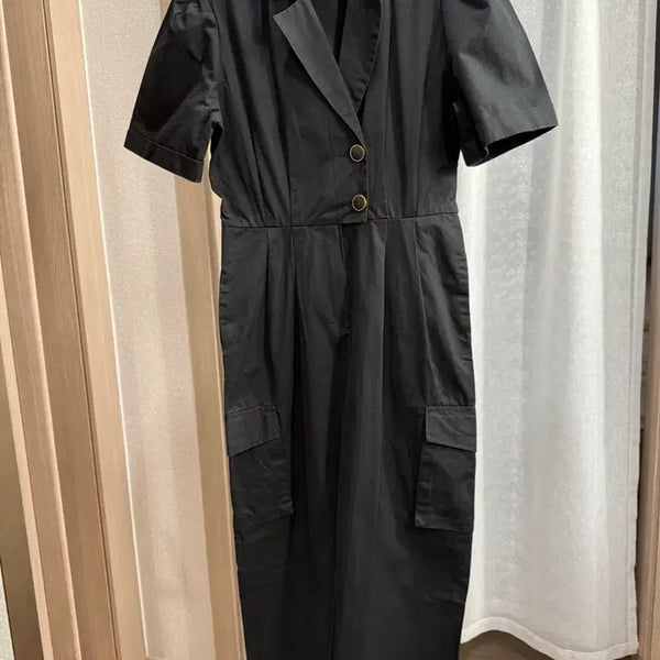 [BUNJANG] Black Collar Jumpsuit / 블랙 카라 점프슈트