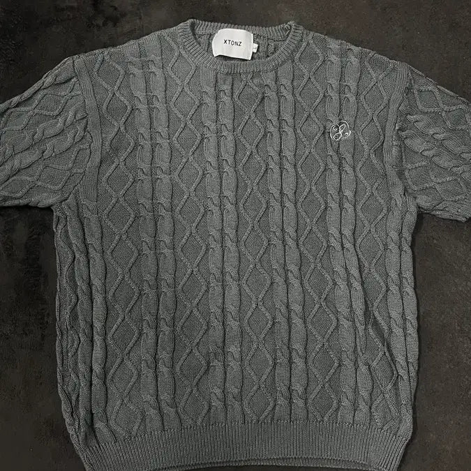 [BUNJANG] XTONZ Cable Short Sleeve Knit - Grey L / XTONZ(엑스톤즈) 케이블 반팔니트 그레이 L