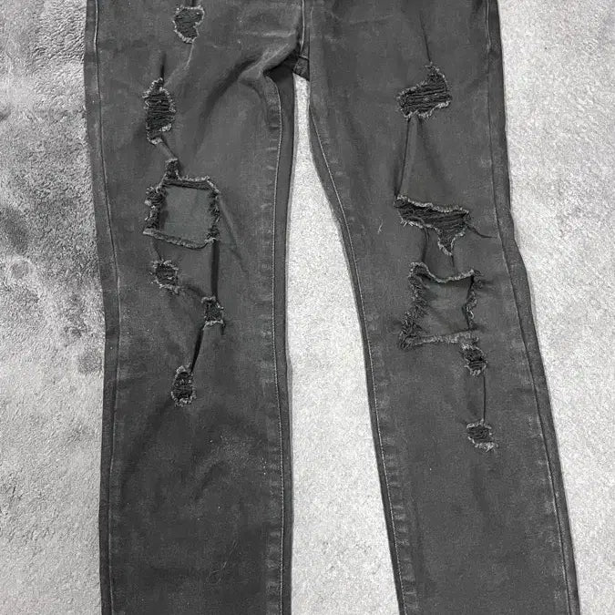 [BUNJANG] OMERTA Black Distressed Jeans M / OMERTA(오메르타) 블랙 디스진 M