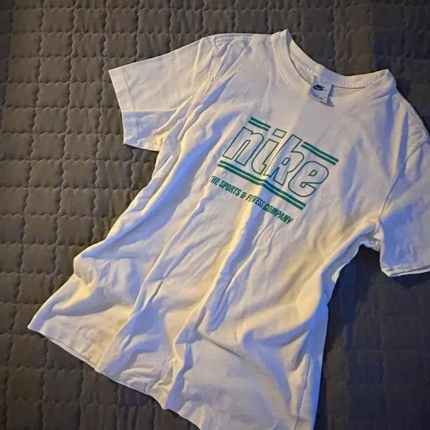 [BUNJANG] Nike T-Shirt White Green Logo / 나이키 반팔