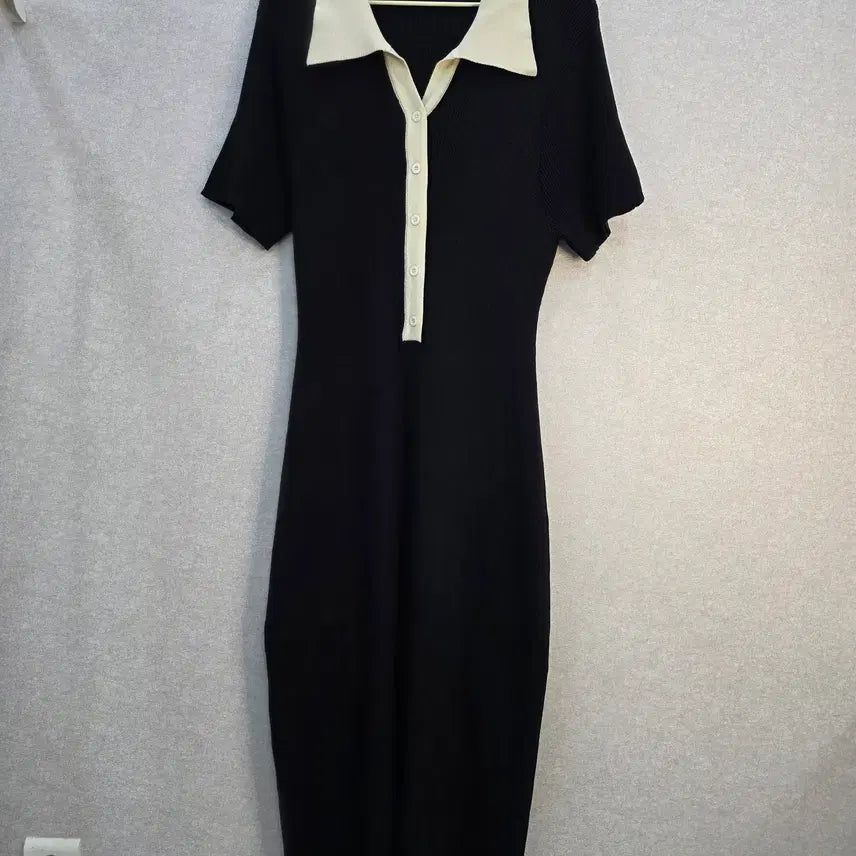 [BUNJANG] CIDER Colorblock Collar Knit Long Dress / CIDER 배색 카라 니트 롱 원피스 샵사이다