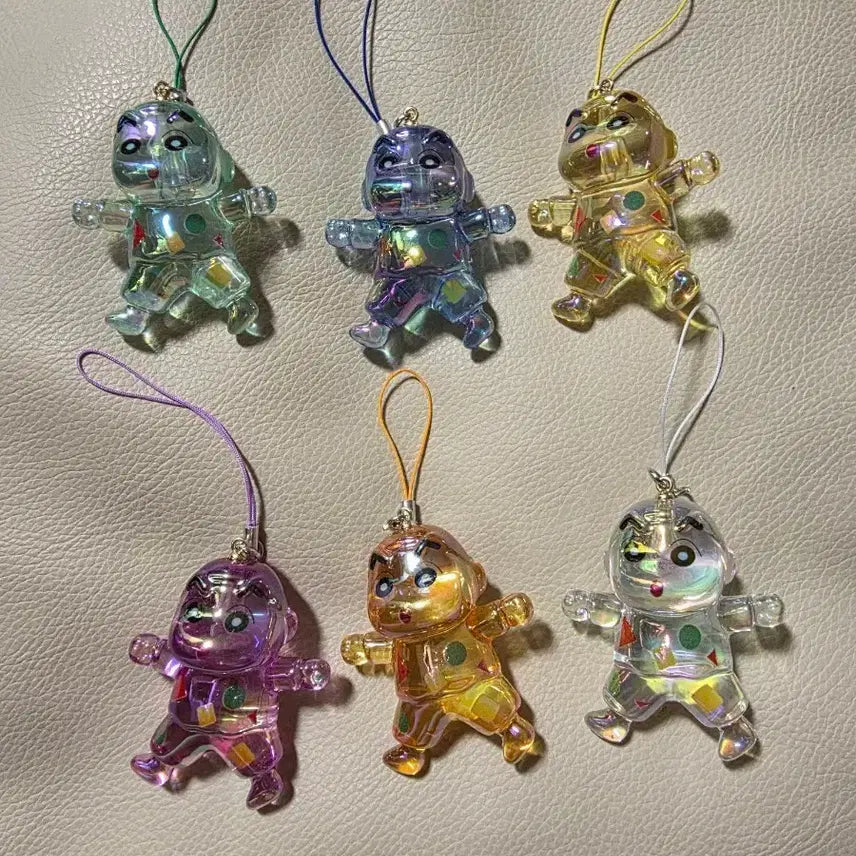 [BUNJANG] Crayon Shin-chan Hologram Aurora Keyring Candy Charm / 짱구 홀로그램 오로라 키링 키티 열쇠고리 사탕키링 선물 답례품