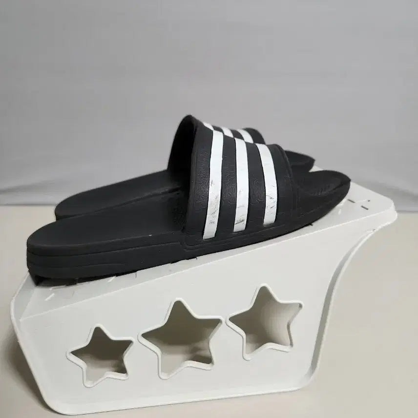 [BUNJANG] Unbranded Sliders 240 / 삼선 슬리퍼