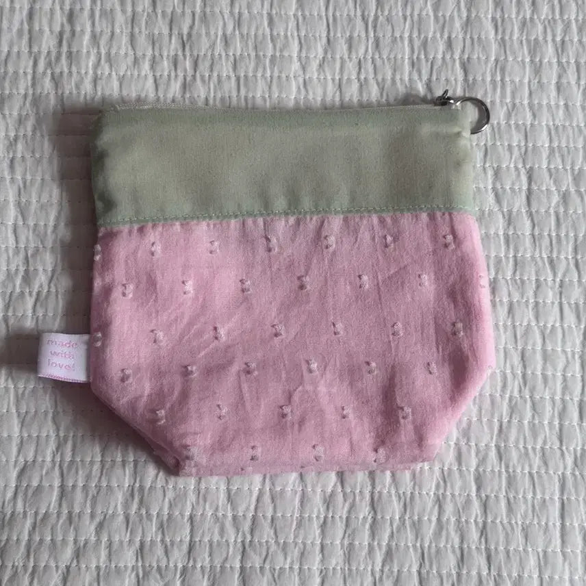 [BUNJANG] ISUMMERLY Strawberry Pouch IVE Rei Pouch / 아이썸머리 딸기 파우치 아이브 레이 파우치