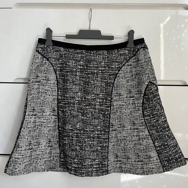 [BUNJANG] SI Skirt (Size 55) / SI 스커트 (55 사이즈)