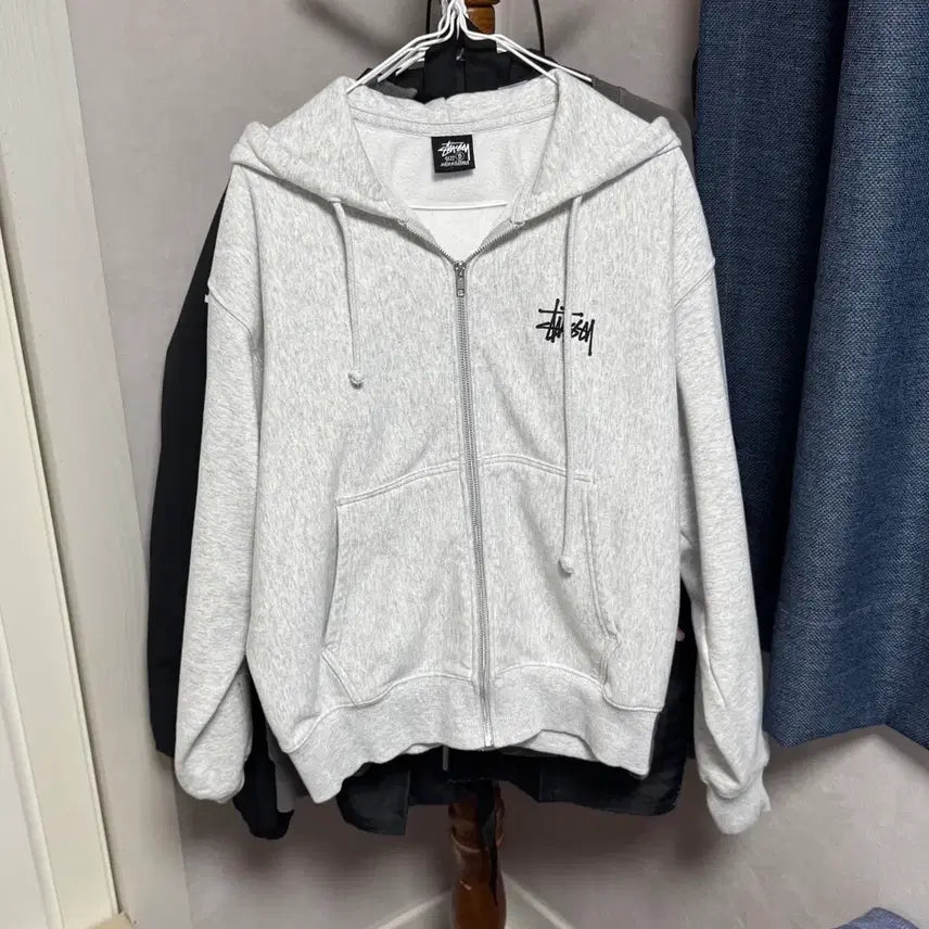 [BUNJANG] Stussy Basic Logo Zip-Up Hoodie Ash Heather / 스투시 베이직 후드집업 애쉬 헤더