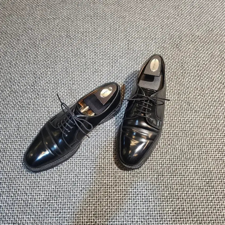 [BUNJANG] Loake 771b Glossy Black Leather Plain-toe Derby Shoes (UK 7) / 로크 771b 유광블랙Uk7