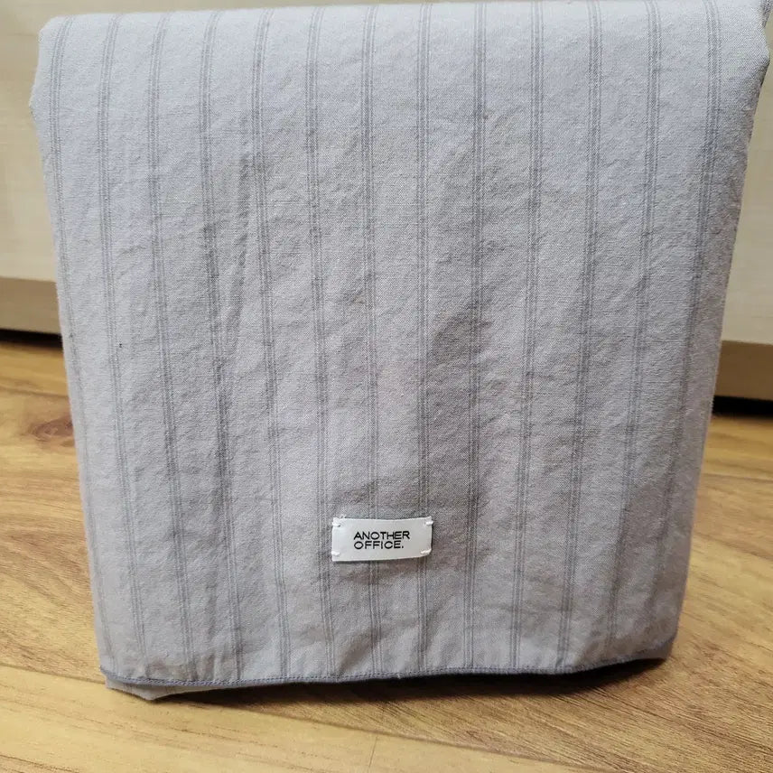 [BUNJANG] Another Office Zephyr Washed Scarf (Sand Stripe) / 어나더오피스 스카프 Zephyr Washed Scarf (Sand)