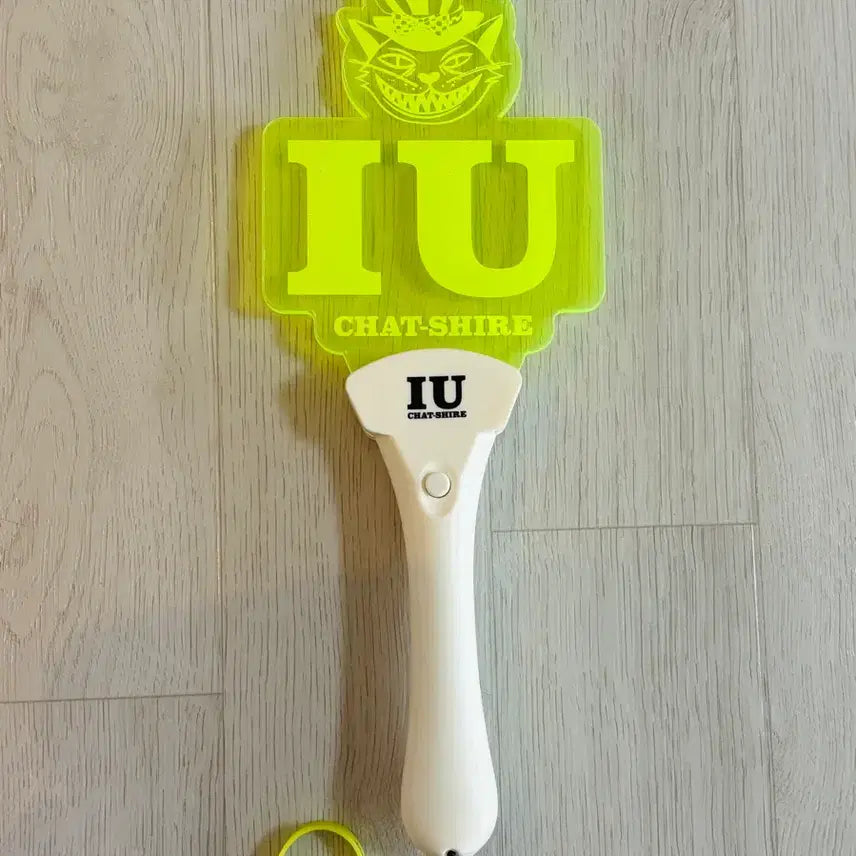 [BUNJANG] IU 2015 Chat-shire Concert Lightstick / 아이유 2015 챗셔 응원봉