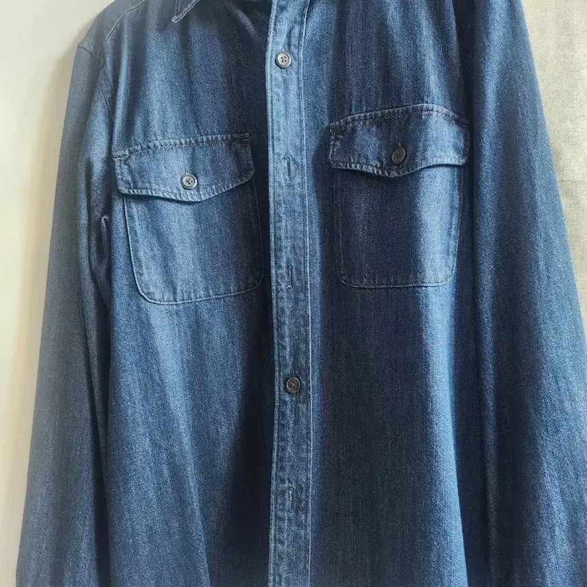 [BUNJANG] Uniqlo Denim Shirt / 유니클로 데님셔츠