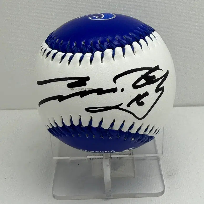 [BUNJANG] Samsung Lions Ryu Ji-hyuk Two-Tone Logo Ball Autographed Ball (Authentic Signature) / 삼성라이온즈 류지혁 투톤  로고볼  사인볼 친필 싸인볼
