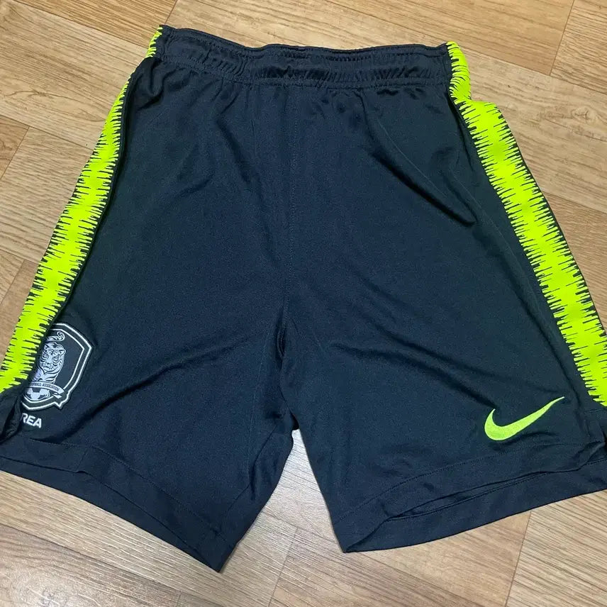 [BUNJANG] 2018 World Cup South Korea National Football Team Player Issue Shorts Size M / 2018월드컵 축구 국가대표 선수용 국대 반바지 쇼트 M사이즈