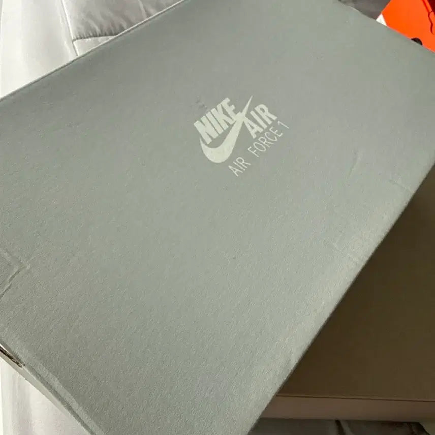[BUNJANG] Nike Air Force 1 '07 (225mm) / 에어포스 225 판매 or 230 교환