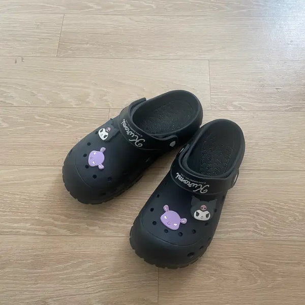 [BUNJANG] Kuromi Crocs / 쿠로미 크록스