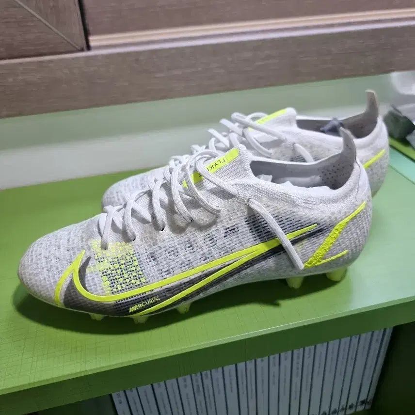 [BUNJANG] Nike Mercurial Elite FG Soccer Cleats White/Yellow / 나이키 머큐리얼 엘리트 축구화 화이트/옐로우