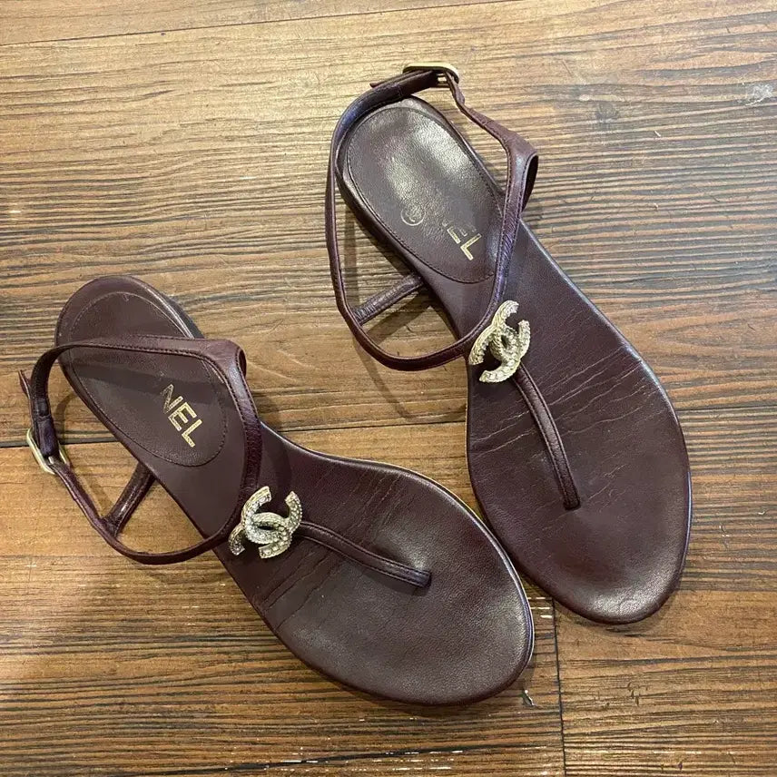 [BUNJANG] Chanel Logo Sandals Size 36 / 샤넬 로고 샌들 36