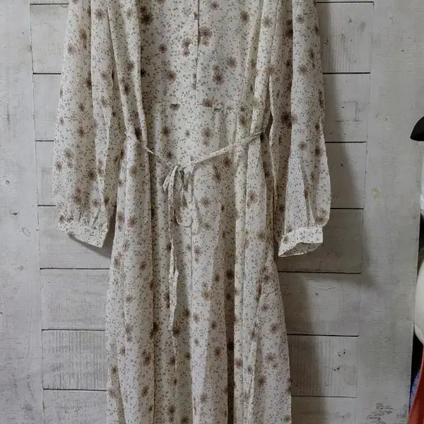 [BUNJANG] Women's Long Sleeve Floral Pattern Maxi Dress with Adjustable Waist Tie / 여성 롱원피스 플라워 패턴 허리 조절 스트링