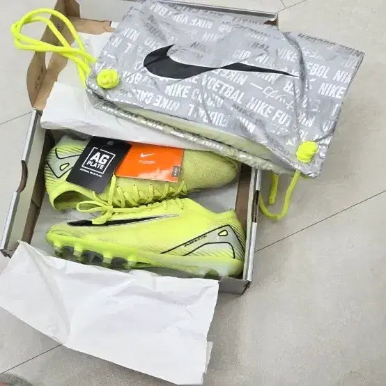 [BUNJANG] Nike Zoom Vapor 16 Elite AG Soccer Cleats / 나이키 줌 베이퍼 16 엘리트 AG 최상급 축구화 250mm