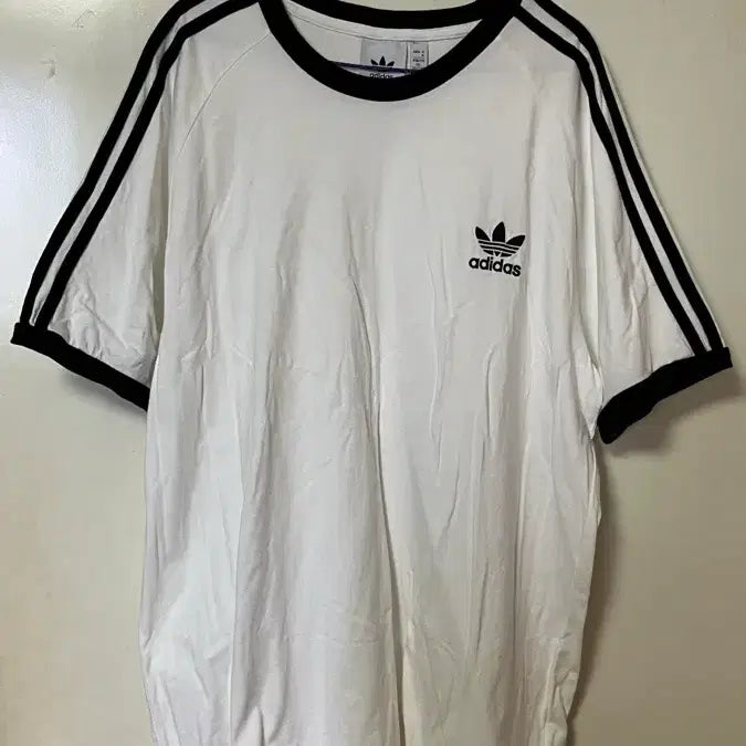 [BUNJANG] Adidas Three Stripe Short Sleeve T-Shirt White / 아디다스 흰색 삼선 반팔 티셔츠