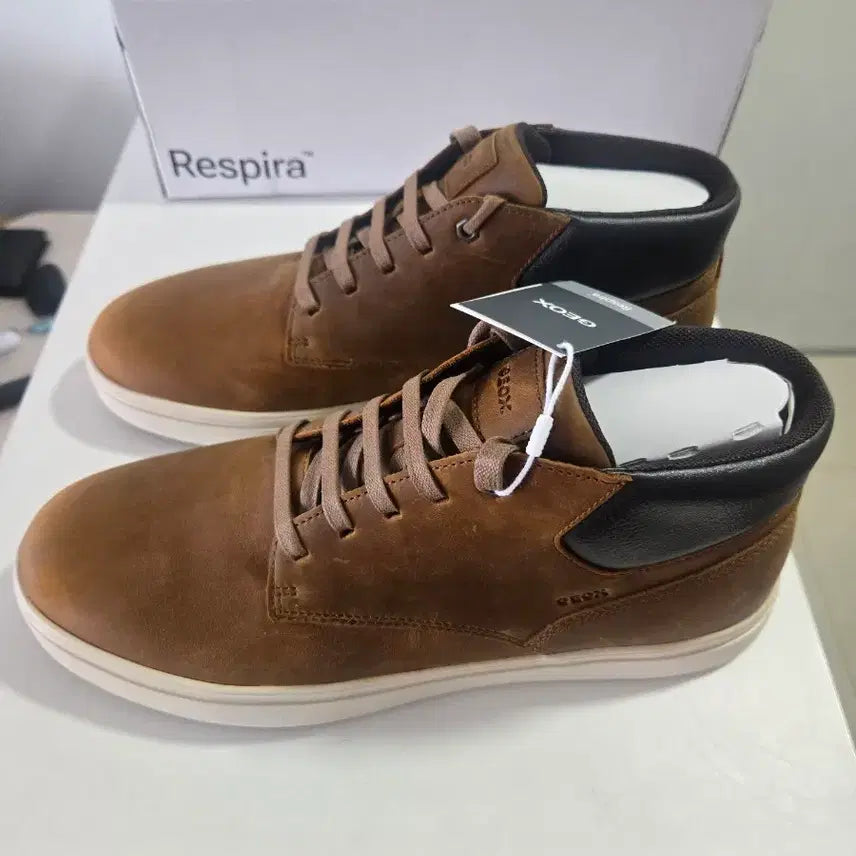 [BUNJANG] GEOX Brown Leather Men's Sneakers / GEOX 제옥스 브라운 레더 남성 스니커즈