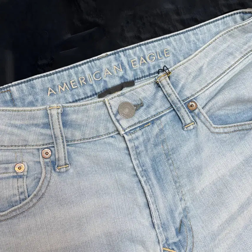[BUNJANG] American Eagle Slim Fit Light Wash Denim Jeans / 일본빈티지 AMERICAN EAGLE 연청