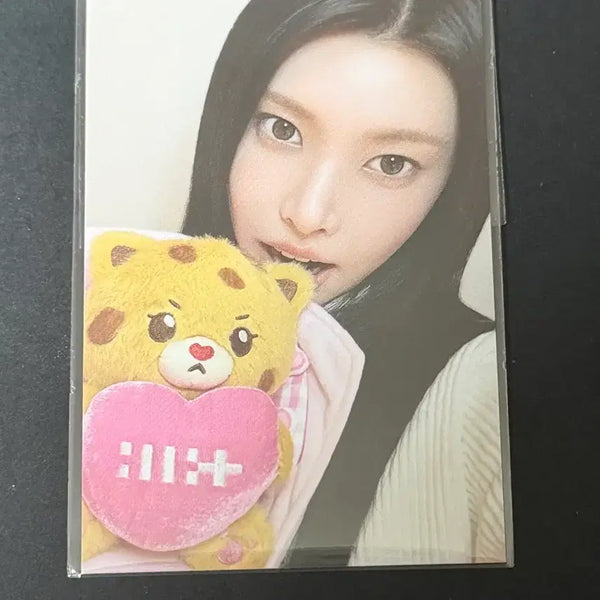 [BUNJANG] ILLIT (I'LL-IT) Dear Diary Yoona Lucky Draw Photocard (Unsealed) / 미개봉) 아일릿 디어릿 5만원 특전 포카 윤아