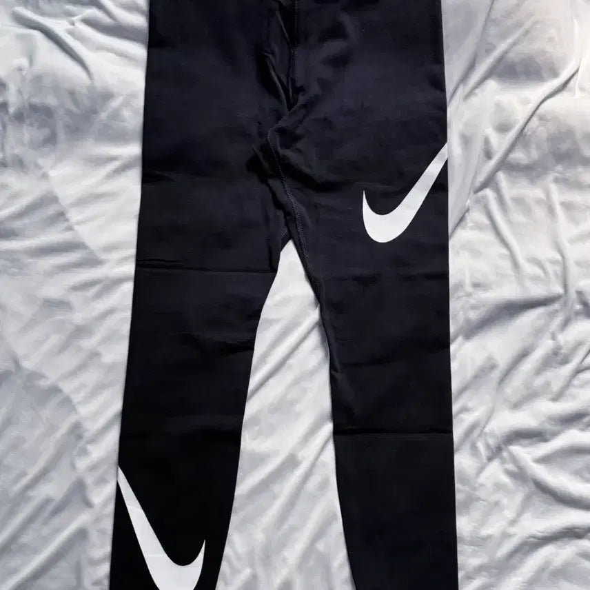 [BUNJANG] Nike Black Leggings Size M / 새상품)나이키 레깅스 검정_사이즈M