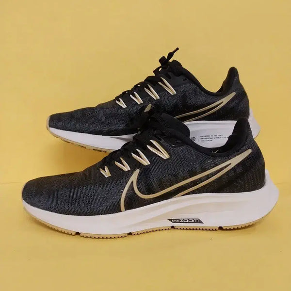 [BUNJANG] Nike Women's Air Zoom Pegasus 36 Premium Running Shoes (230) / 여성 나이키 운동화 (230)