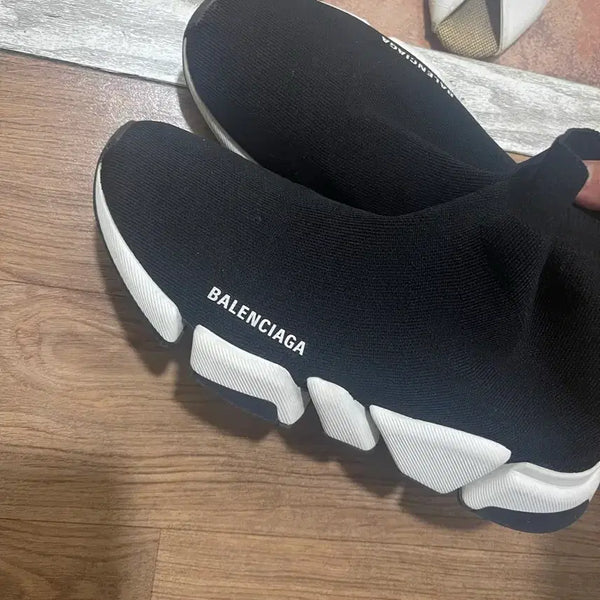 [BUNJANG] Balenciaga Speedrunner Sneakers (Size 42) / (정품/상태좋음) 발렌시아가 스피드러너 42
