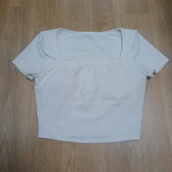 [BUNJANG] Xexymix Cropped T-shirt White Square Neck Size L / 젝시믹스 크롭티 L
