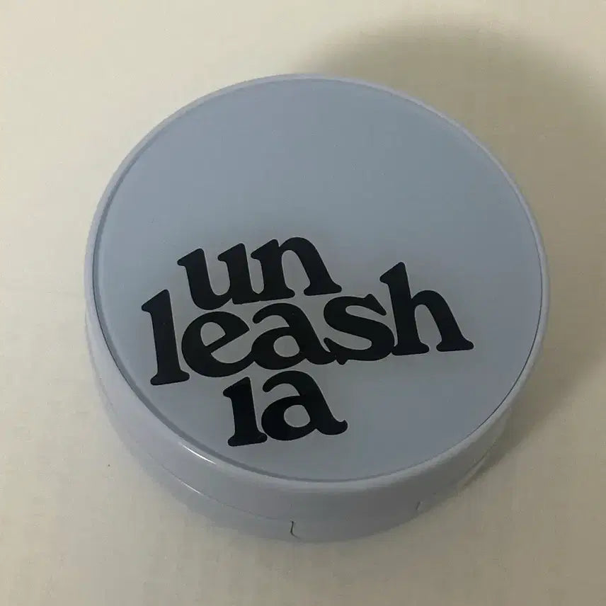 [BUNJANG] Unleashia Fluffy Blue Cushion 21N / 언리시아 블루쿠션 21n 플러피