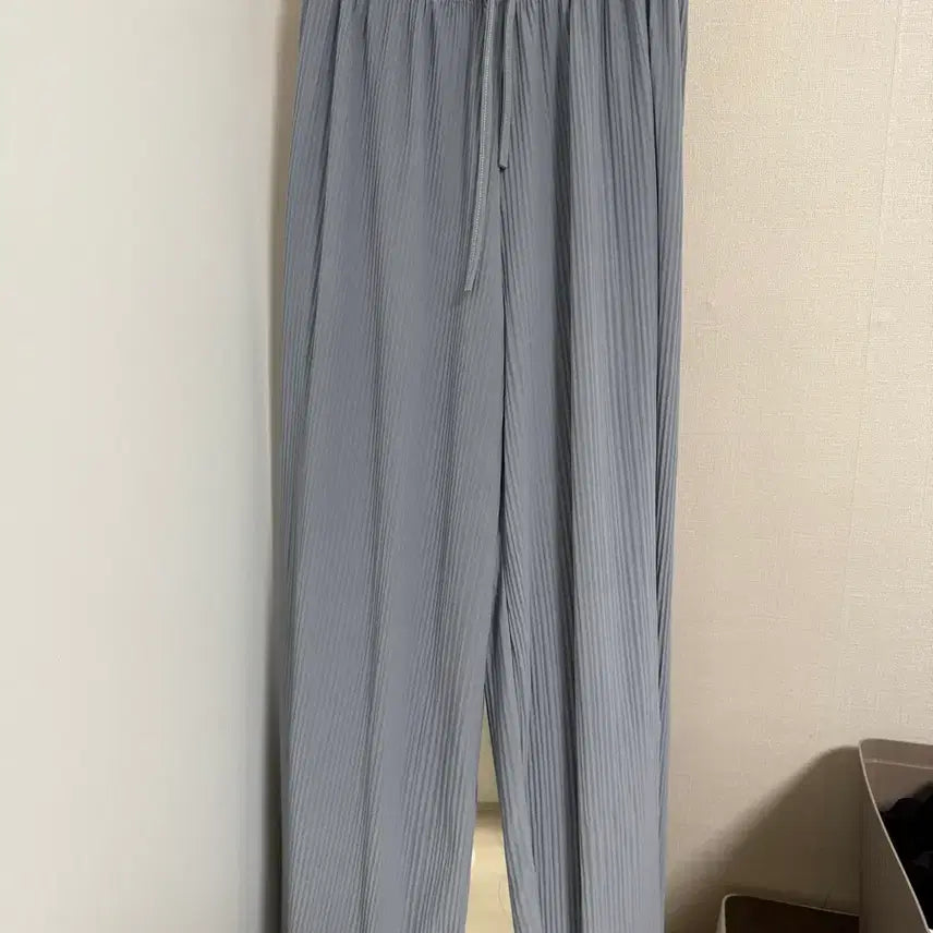 [BUNJANG] Pleated Wide Pants - Sora Color / 소라색 플리츠 와이드 팬츠 (1회착용)