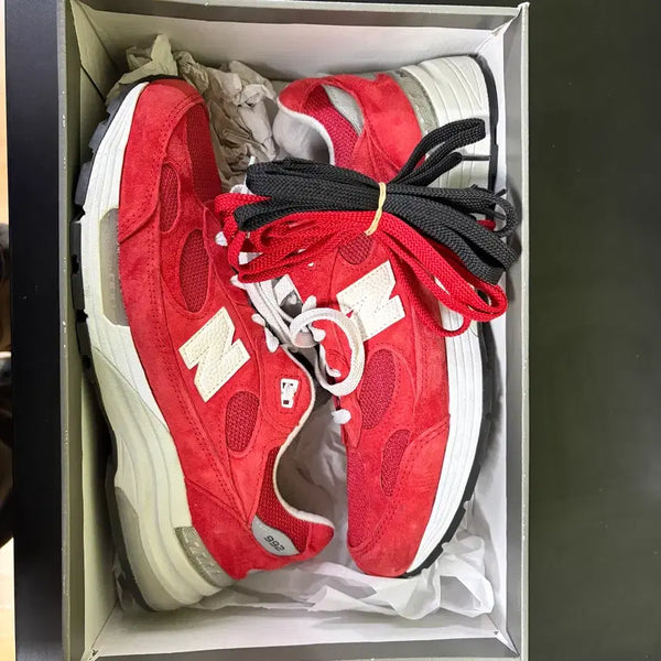 [BUNJANG] New Balance x Kith Christmas Collaboration Sneakers / 992 kith 크리스마스 콜라보 275