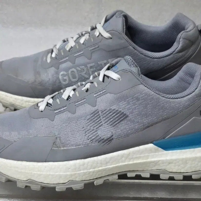 [BUNJANG] NEPA Gore-Tex Lightweight Hiking & Trekking Shoes - Men's 270 / 네파 NEPA 고어텍스 경등산화 트레킹화 케주얼화 남성용 270