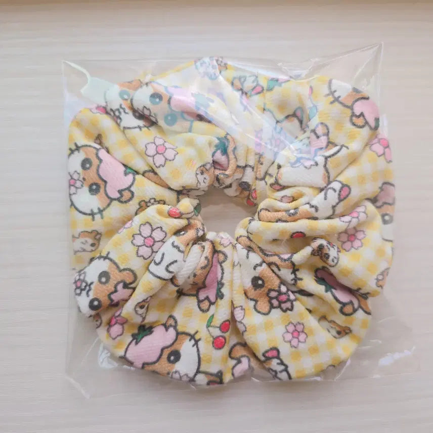 [BUNJANG] Sanrio Kuririn Handmade Scrunchie / 미개봉 산리오 쿠리링 핸드메이드 곱창끈 새상품