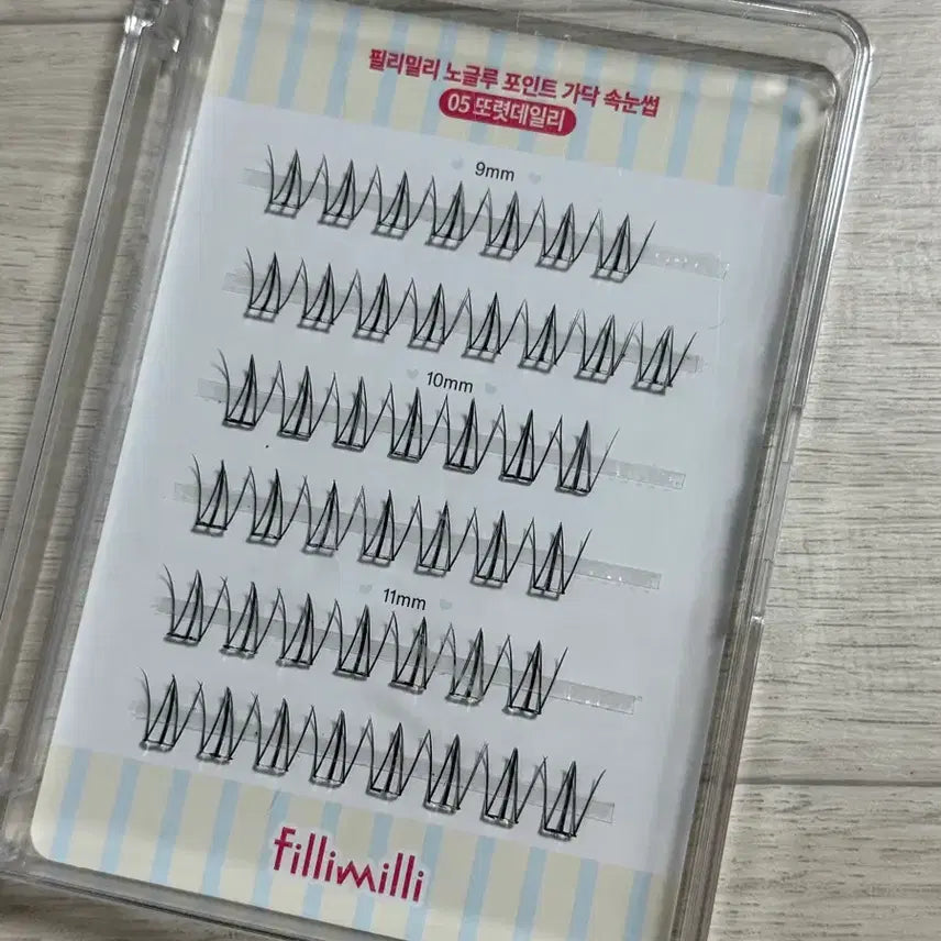 [BUNJANG] Fillimilli No-Glue Point Wispy Eyelashes 05 Clear Daily / 필리밀리 노글루 포인트 가닥 속눈썹 05 또렷데일리