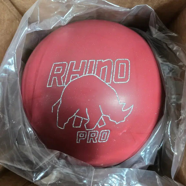 [BUNJANG] Brunswick XMAS Rhino Pro Certified Bowling Ball (14.3 lbs) / 택배무료 14.3파운드 공인구 브런스윅 엑스마스 라이노 프로 빈티지 새볼