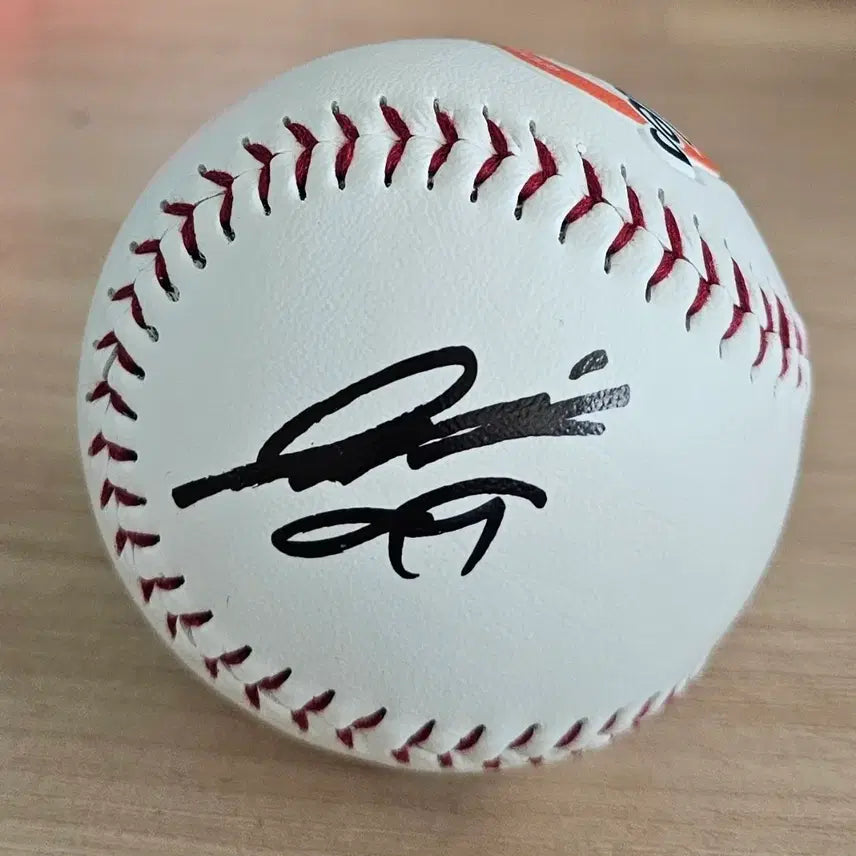 [BUNJANG] Hanwha Eagles Ryu Hyun-jin Autographed Baseball (Logo) / 한화이글스 류현진 싸인볼(로고)